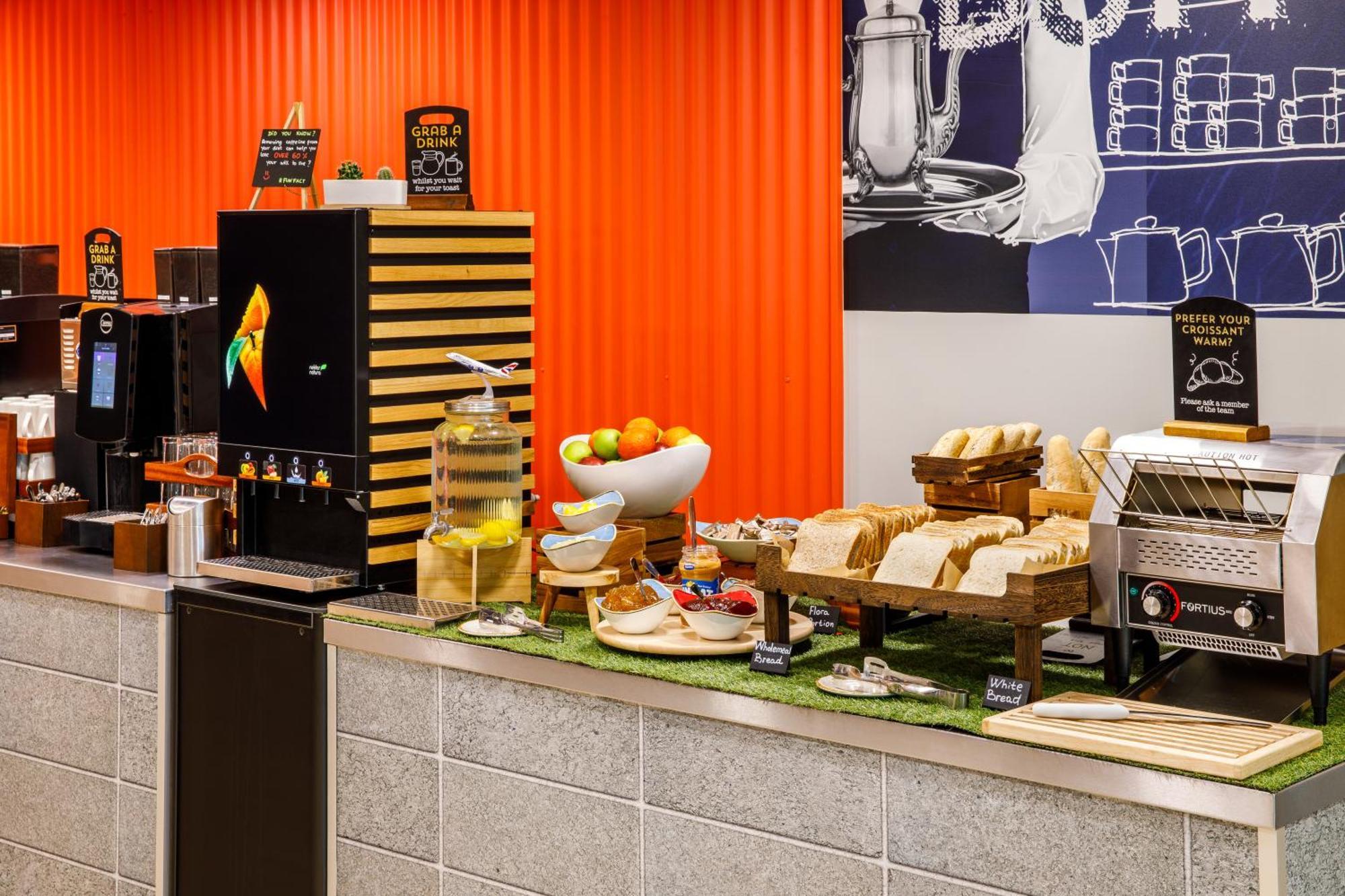 Ibis Budget London Heathrow Central Hounslow Esterno foto